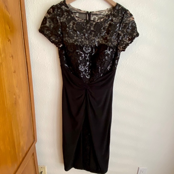 Little black dress - Picture 5 of 6